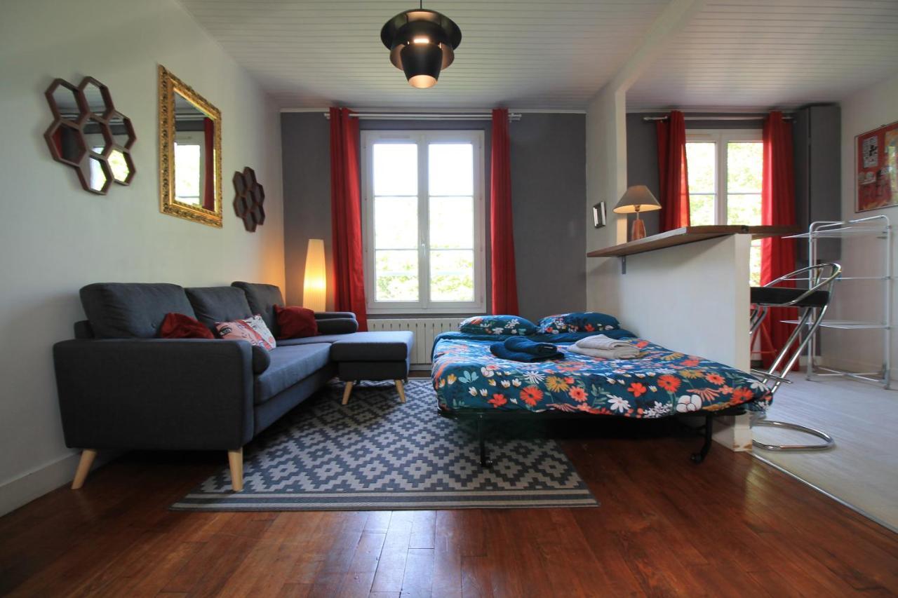 Disponible - Appartement Entier - Ligne H 15Mn Paris-Gare Du Nord, Parking Rue Gratuit, 4 Pers, Station De Train En Face Toutes Les 15Mn, Hippodrome, Cdfas, Universite, Borne Electrique, 1Er Etage Eaubonne Extérieur photo