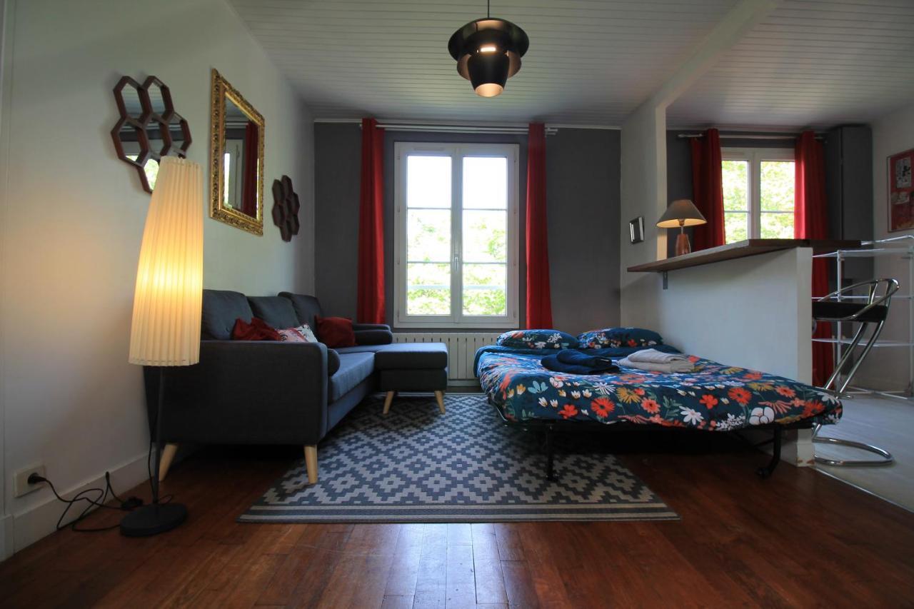 Disponible - Appartement Entier - Ligne H 15Mn Paris-Gare Du Nord, Parking Rue Gratuit, 4 Pers, Station De Train En Face Toutes Les 15Mn, Hippodrome, Cdfas, Universite, Borne Electrique, 1Er Etage Eaubonne Extérieur photo